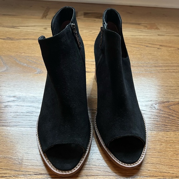 ๐ NEW - never worn - Blondo size 10 black waterproof peep toe booties - Picture 14 of 15